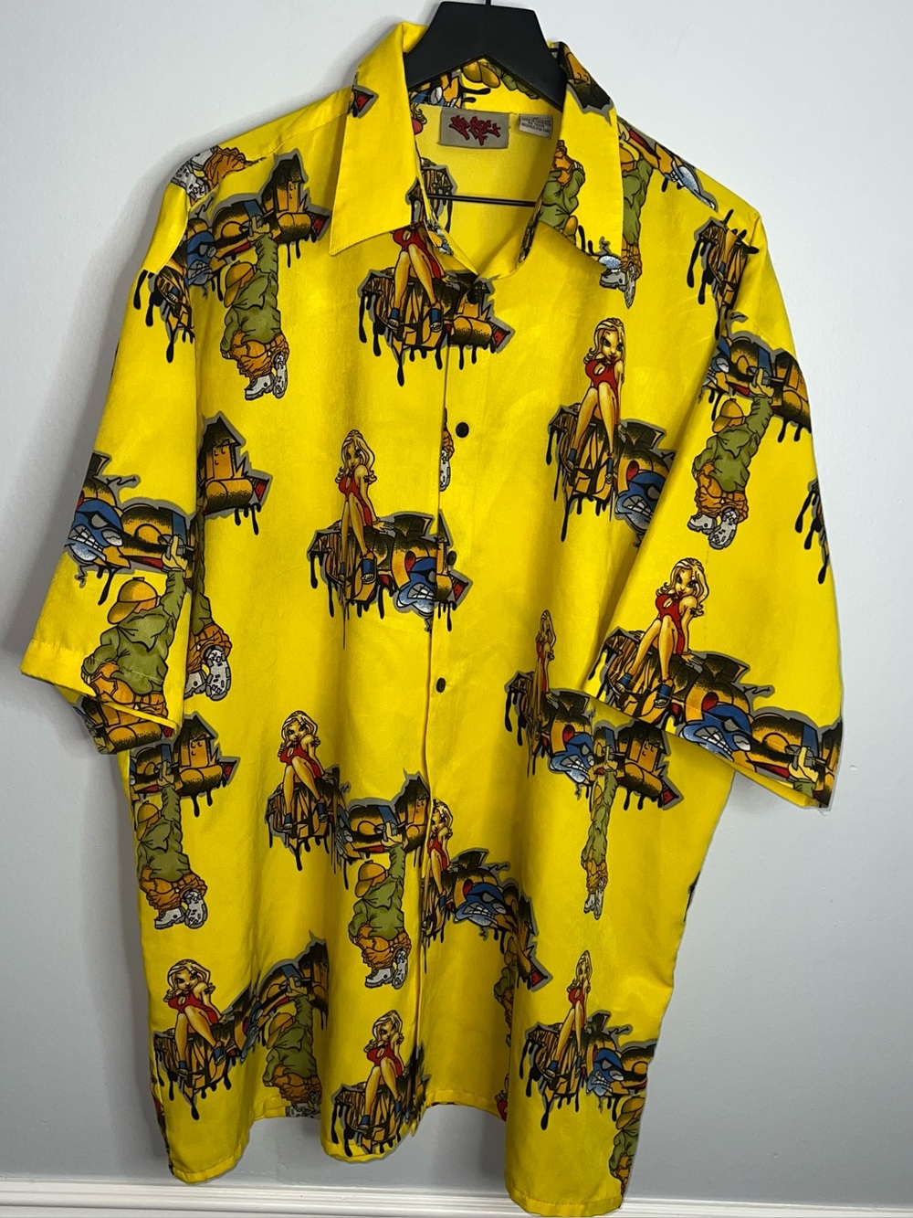 Vintage Y2K Up Ro’s Hip Hop Graffiti Art All Over Print Button Down Shirt Men XL